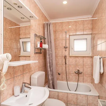 Niki Zvekovica Apartment *